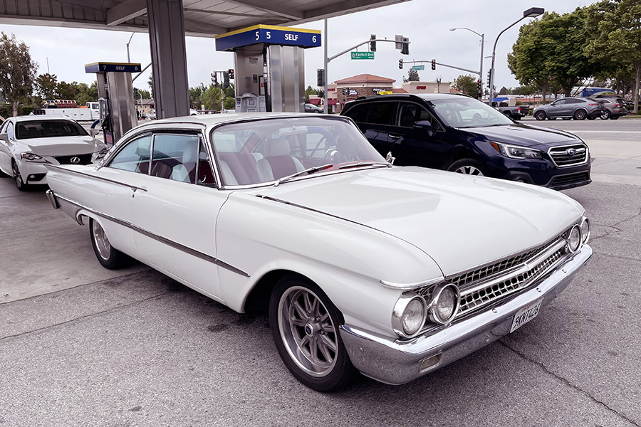 A 1961 Ford Starliner